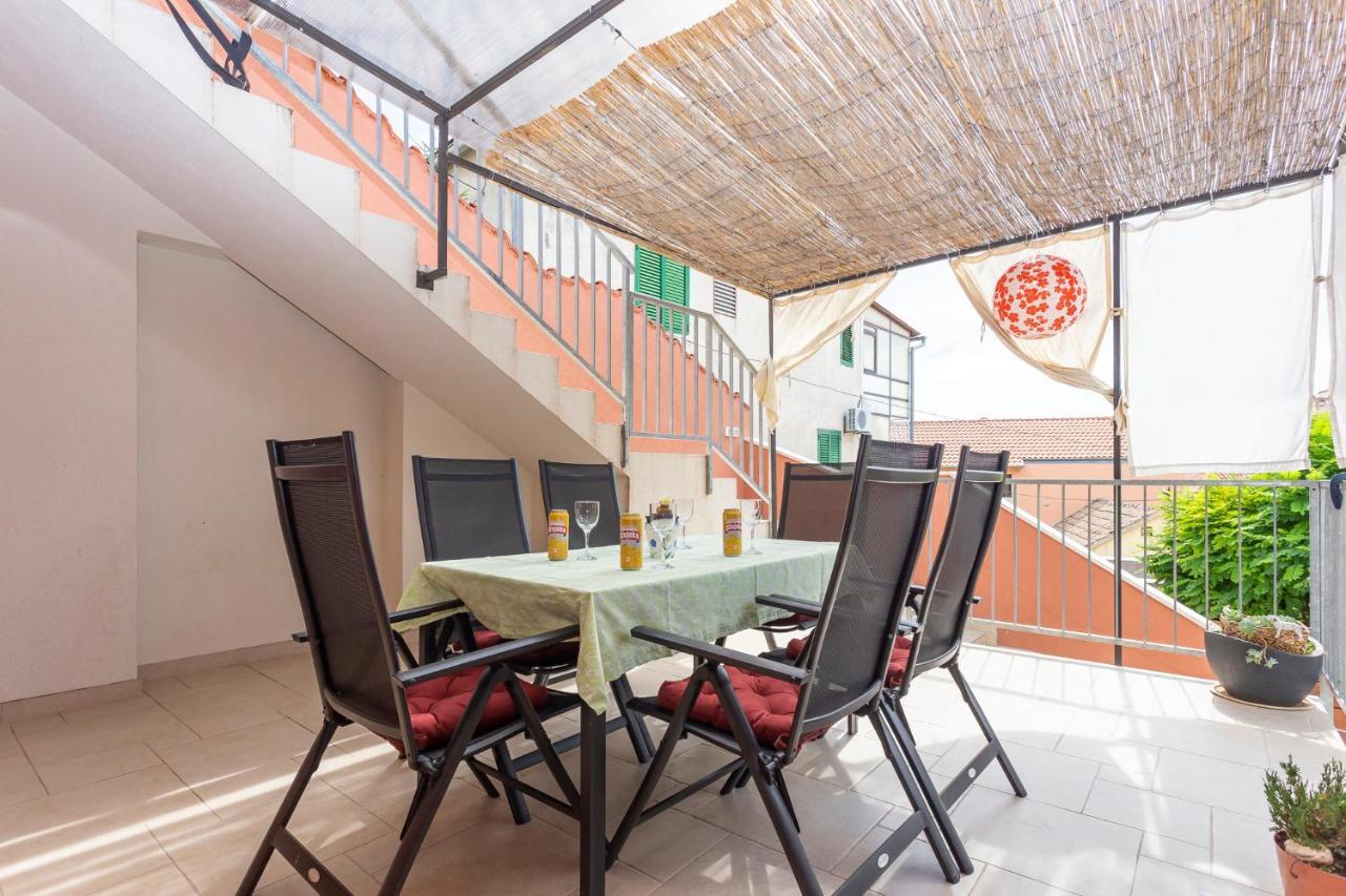 Апартаменты Cozy Flat Keko Шибеник Экстерьер фото